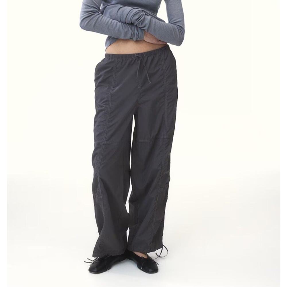 H&M Divided Women NYLON PARACHUTE PANTS size XXS gray